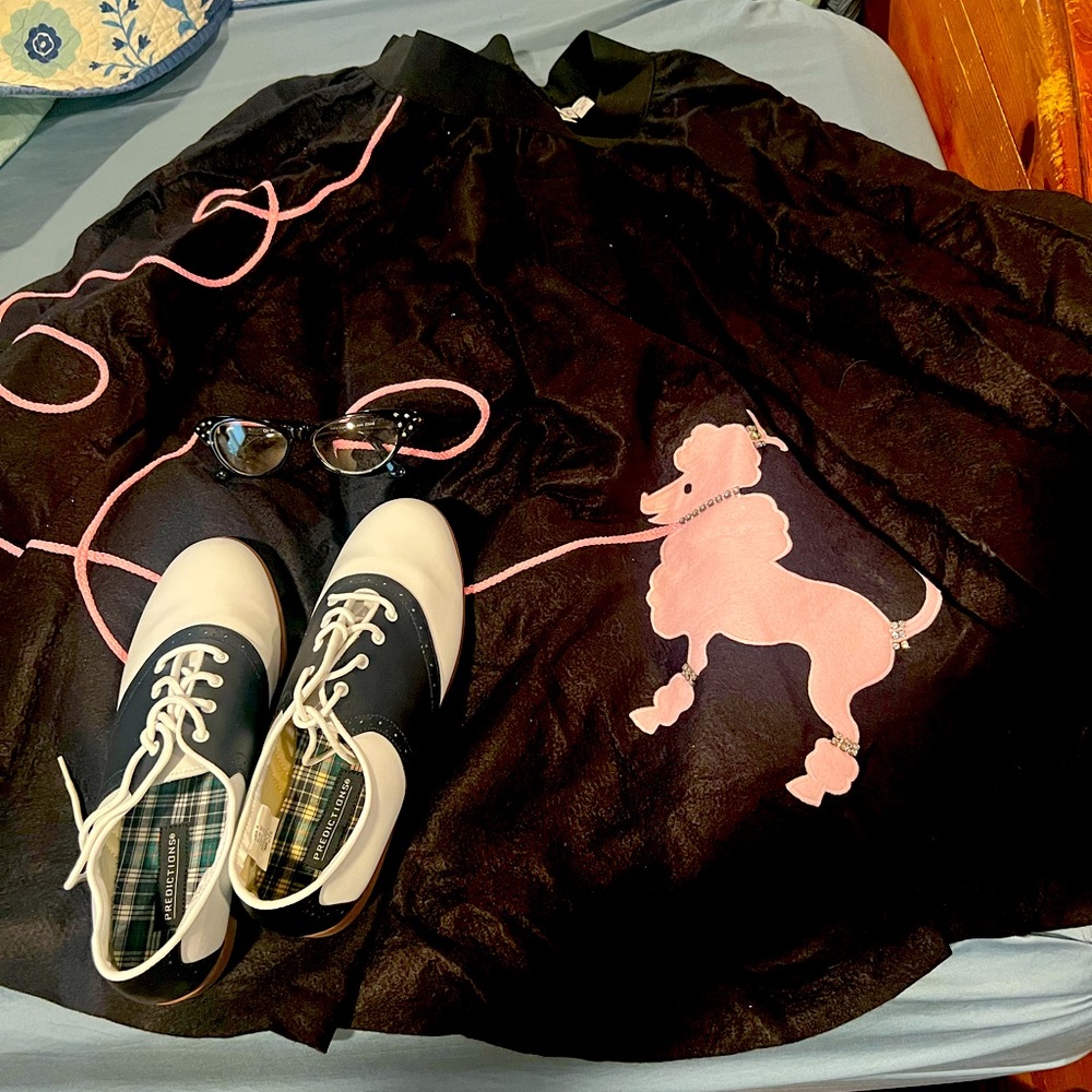 1950 style Poodle Skirt, saddle shoes(adult 8) and glasses